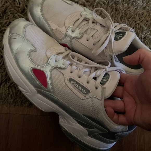 adidas falcons - Picture 2 of 3